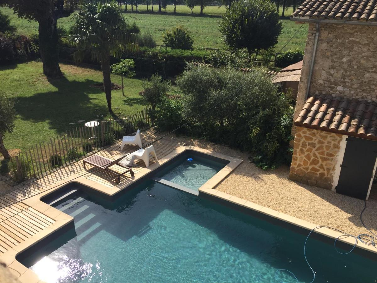 Ferme St Pierre 2 Suites Avec Repas, Piscine, Clim, Cheminee Ou Baignoire Spa Chabeuil Eksteriør bilde