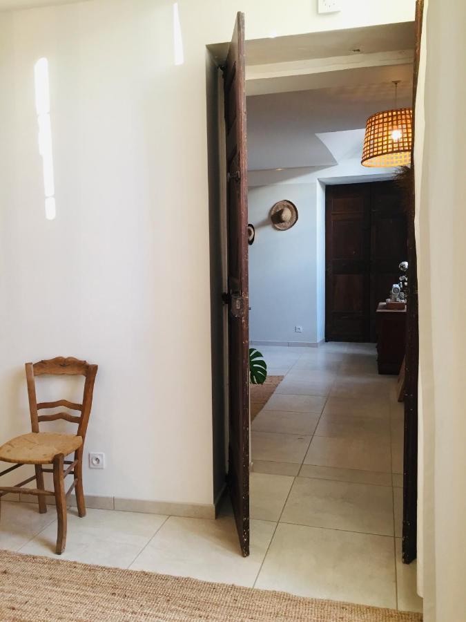 Ferme St Pierre 2 Suites Avec Repas, Piscine, Clim, Cheminee Ou Baignoire Spa Chabeuil Eksteriør bilde